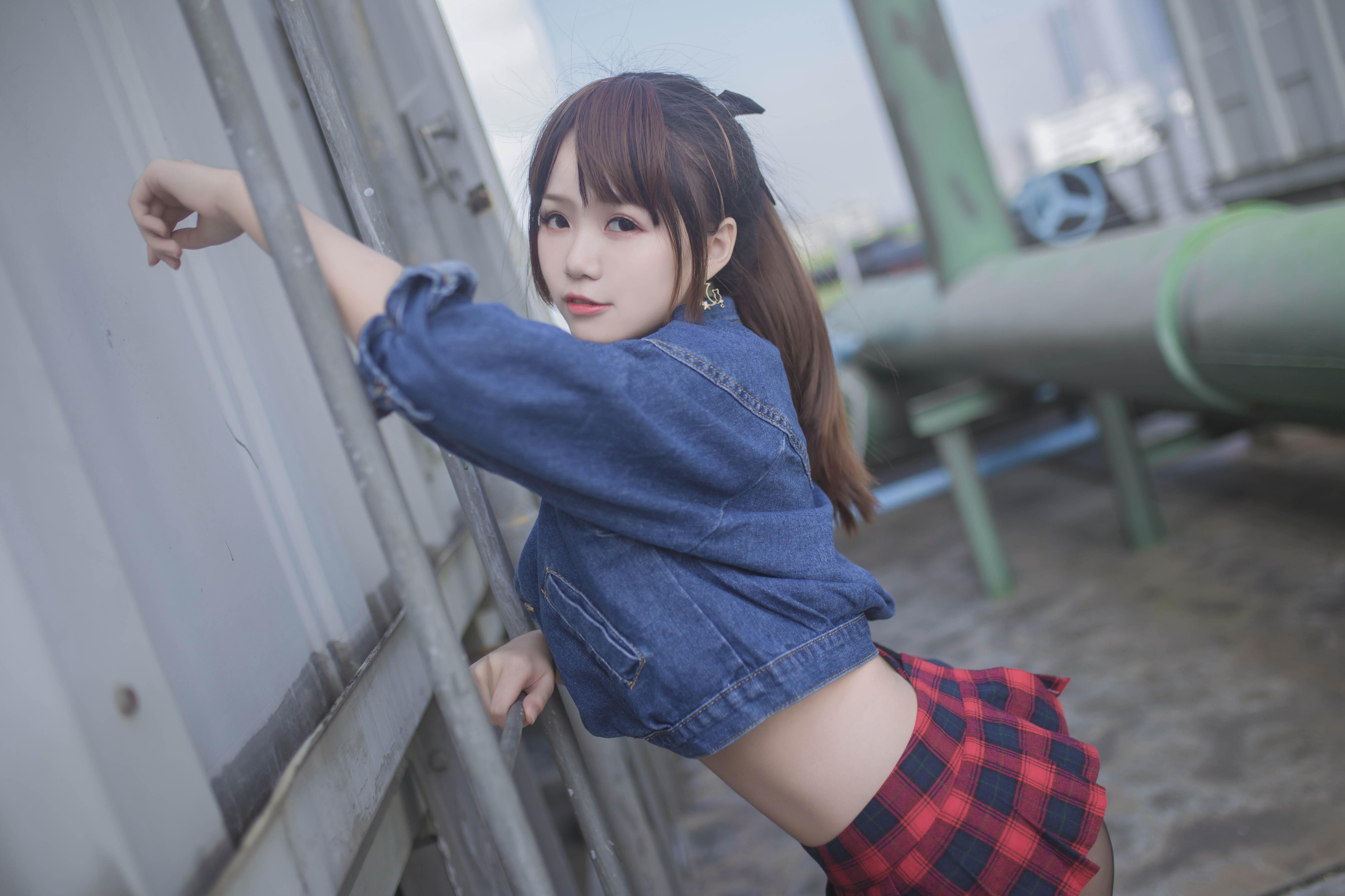 Yoko Takatsuka] Cán bộ Đột kích Tìm kiếm 32P