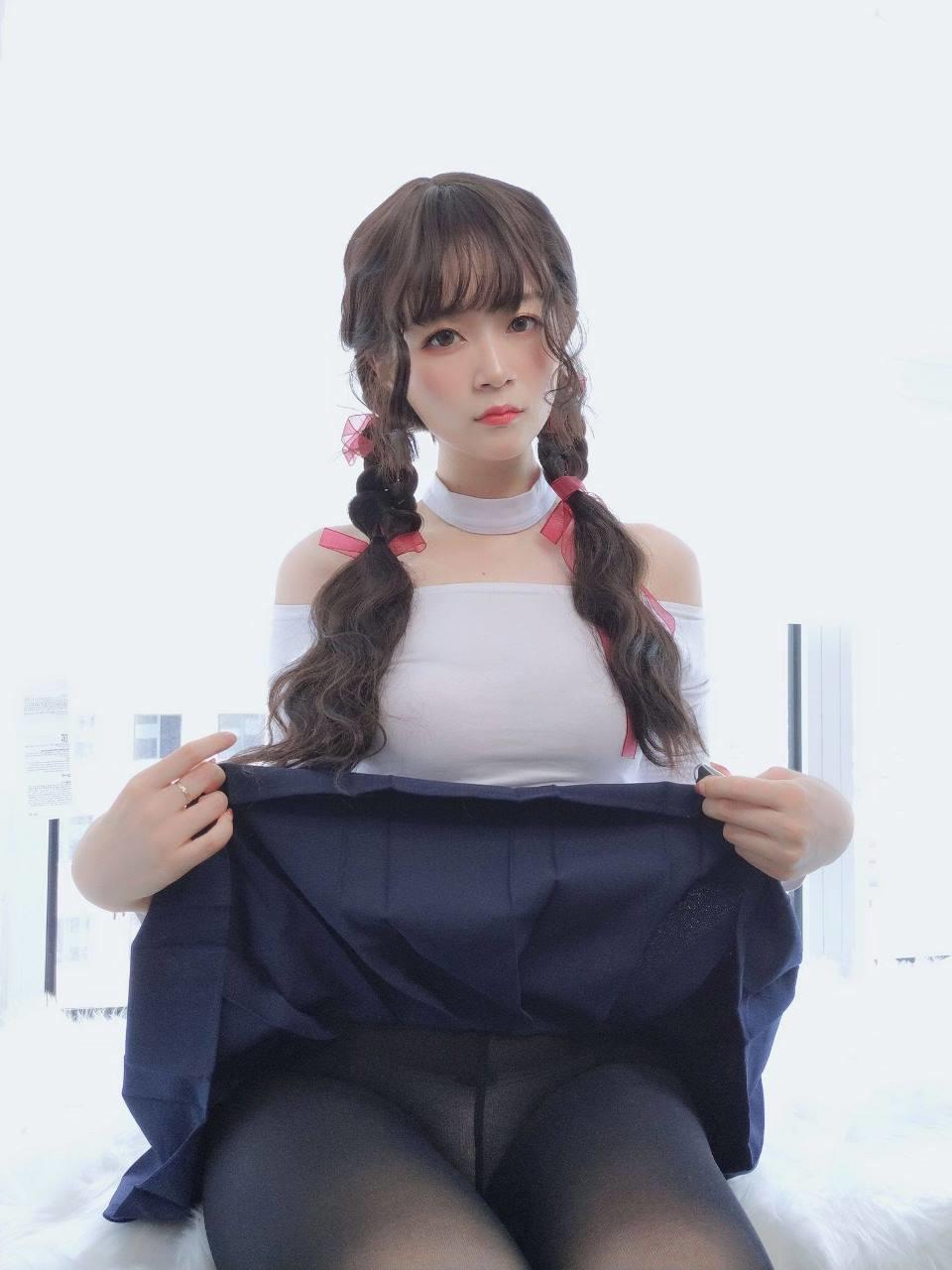 邻家大姐姐的黑丝 白银 - 45P