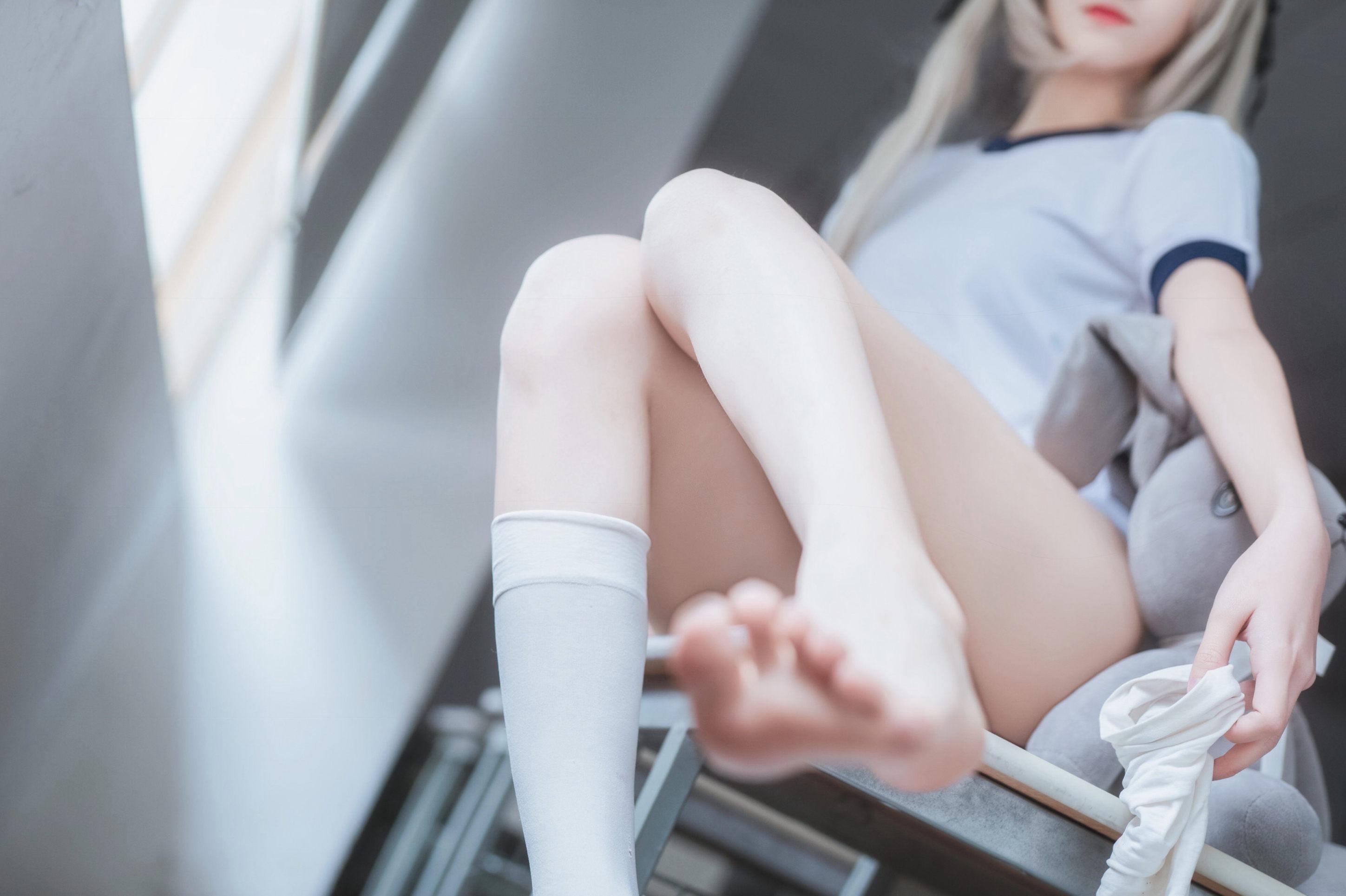 南桃桃子 - 春日野穹 體操服 28P