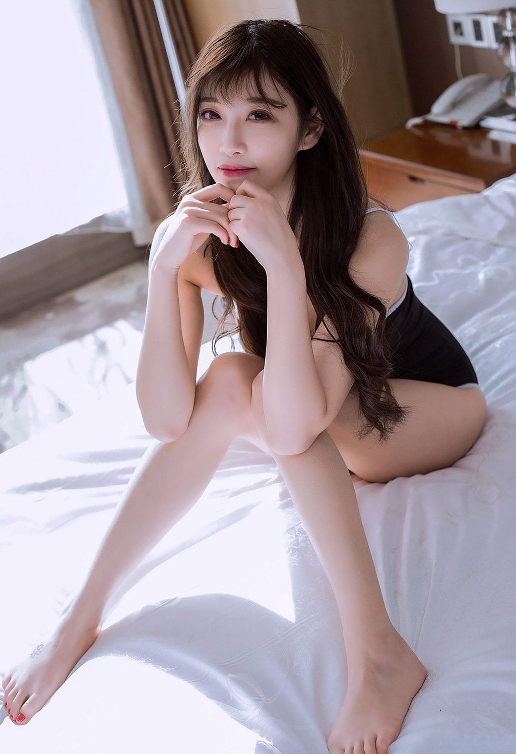 杨晨晨sugar性感酥胸圆润翘臀学生连体体操服
