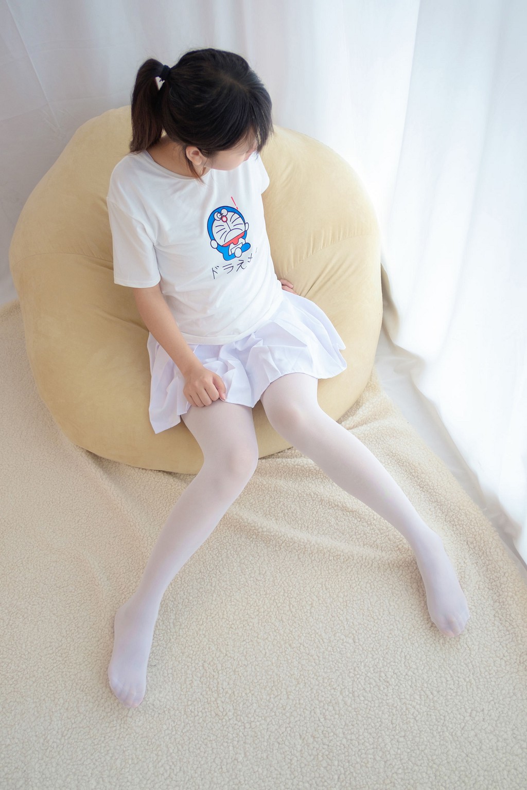 《水嫩嫩的白丝美足》 [森萝财团] R15-006 写真集[71P]