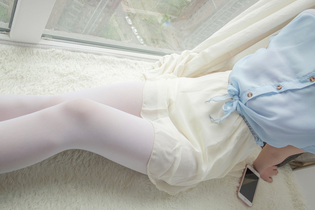 หญิงสาวในม่านบางบนชานหน้าต่าง [เซนโล่วไคถวน] R15-007 หนังสือภาพ[83P