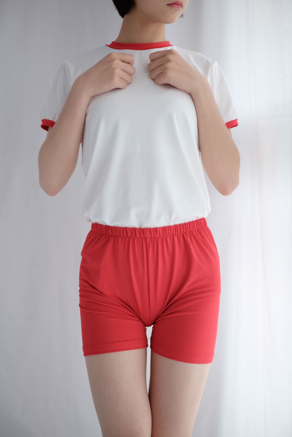 White - Red - Black [Sen Luo Consortium] R15-024 Photo Book [57P