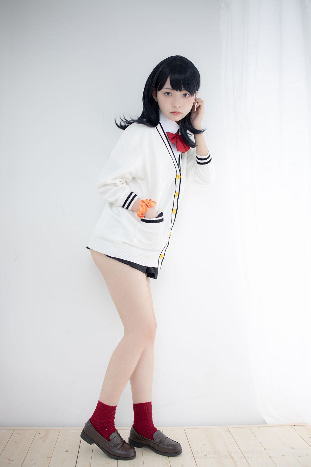 20Dナイロン短いコットンソックスで物を踏む [森羅財団] [X-055] 写真集[93P