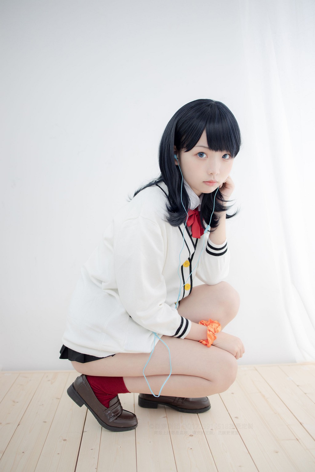 20Dナイロン短いコットンソックスで物を踏む [森羅財団] [X-055] 写真集[93P