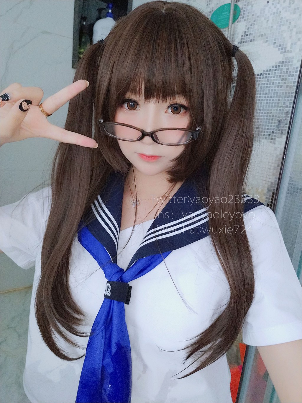 ヤオヤオレヨヨ《ブルーJK》 [コスプレ特典] 写真集[37P