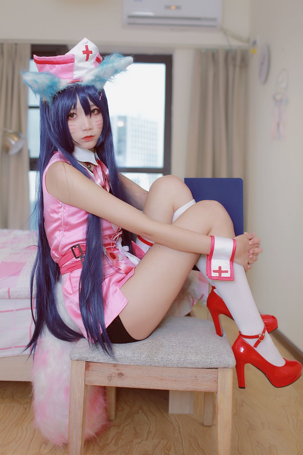 清纯少女五更百鬼《阿狸护士服》 [COSPLAY美女] 写真集[37P]