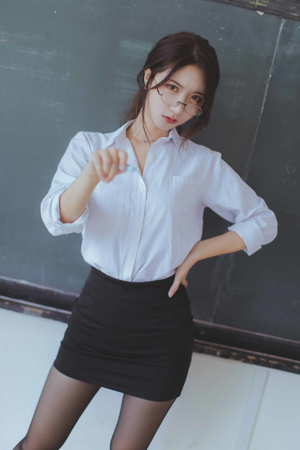 COSER黑川《黑丝教师》 [COSPLAY福利] 写真集[43P]