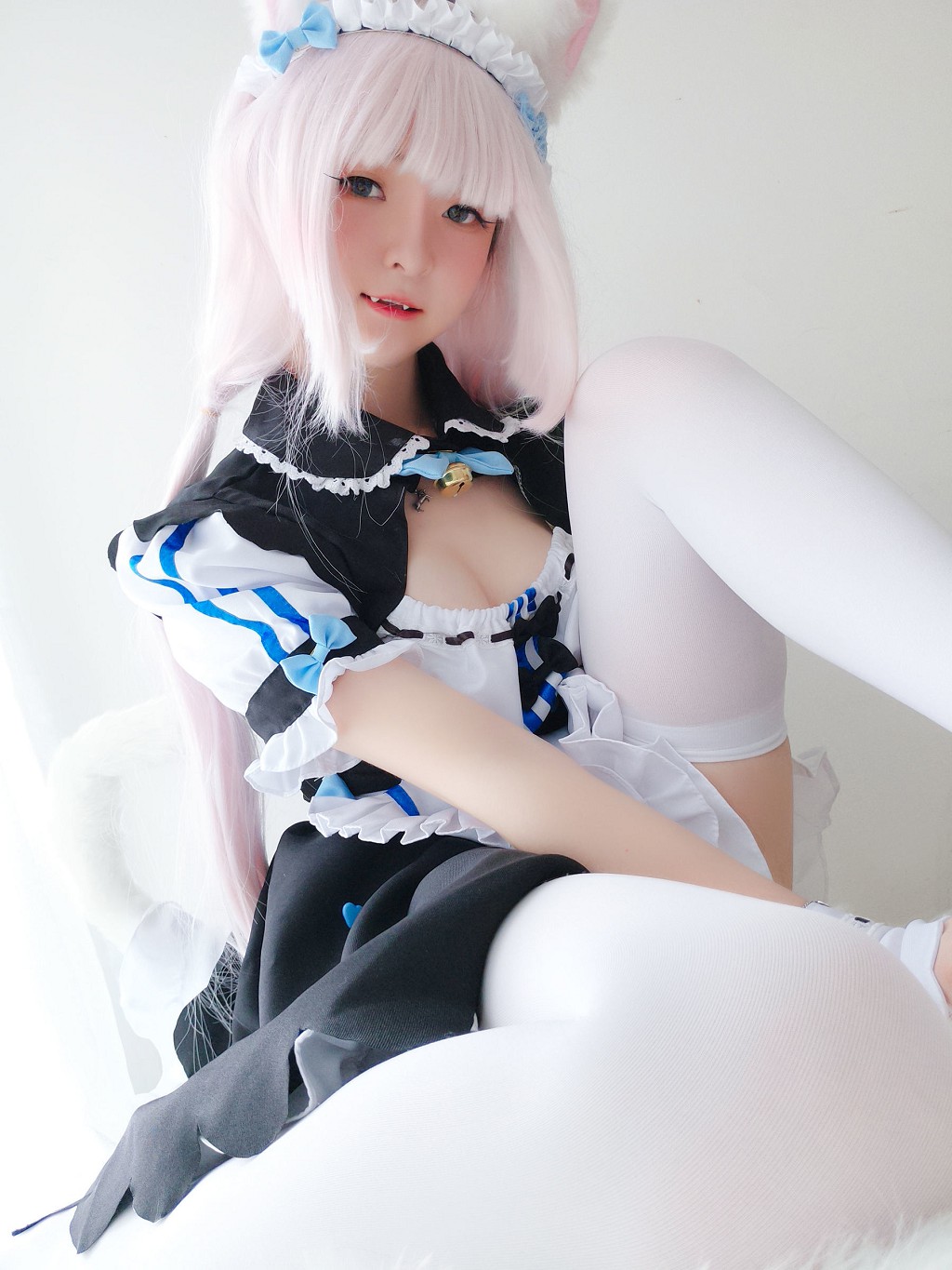 イーショウヨウゼ《猫娘香子蘭》 [コスプレ美女] 写真集[35P
