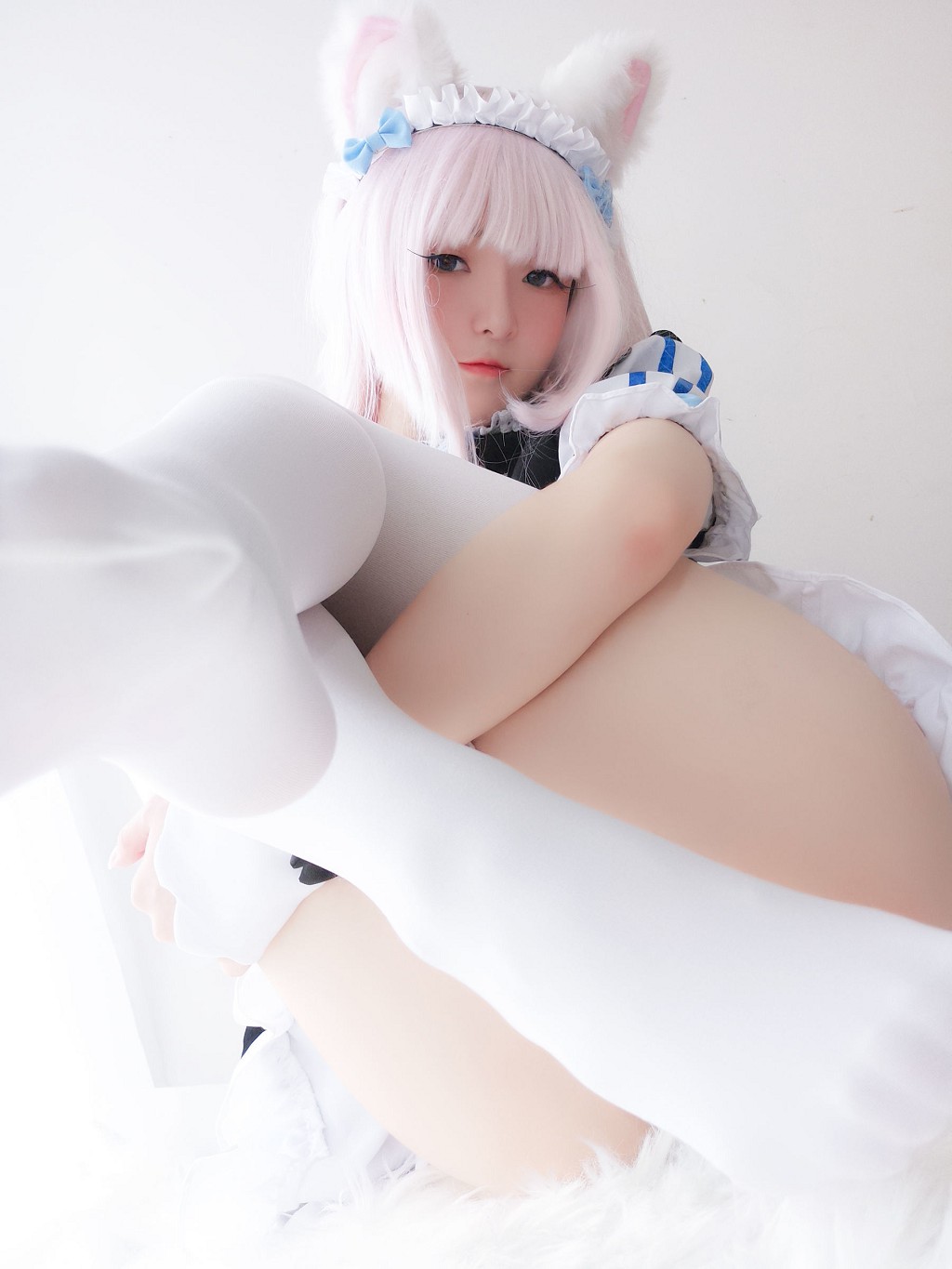イーショウヨウゼ《猫娘香子蘭》 [コスプレ美女] 写真集[35P