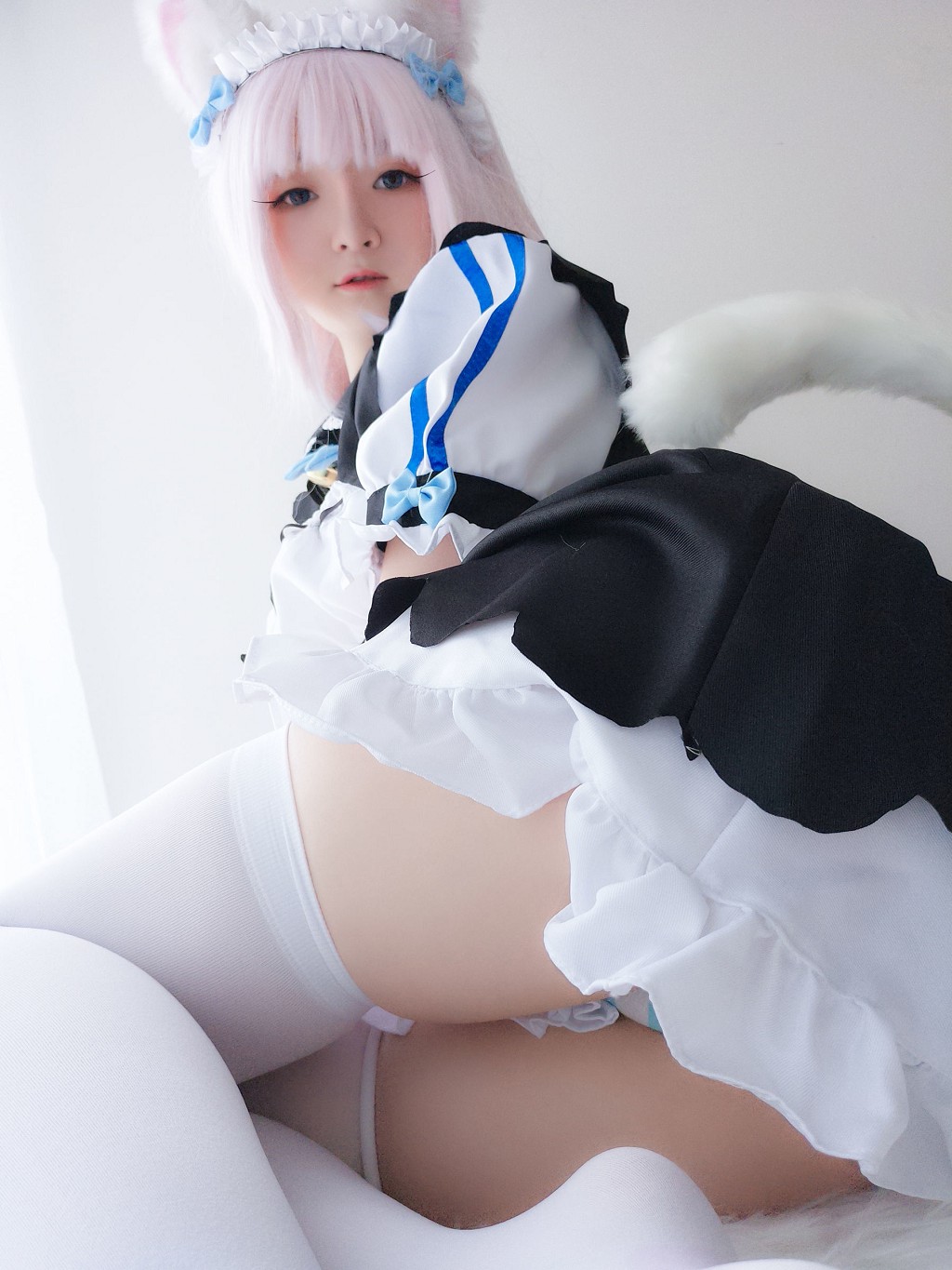 イーショウヨウゼ《猫娘香子蘭》 [コスプレ美女] 写真集[35P