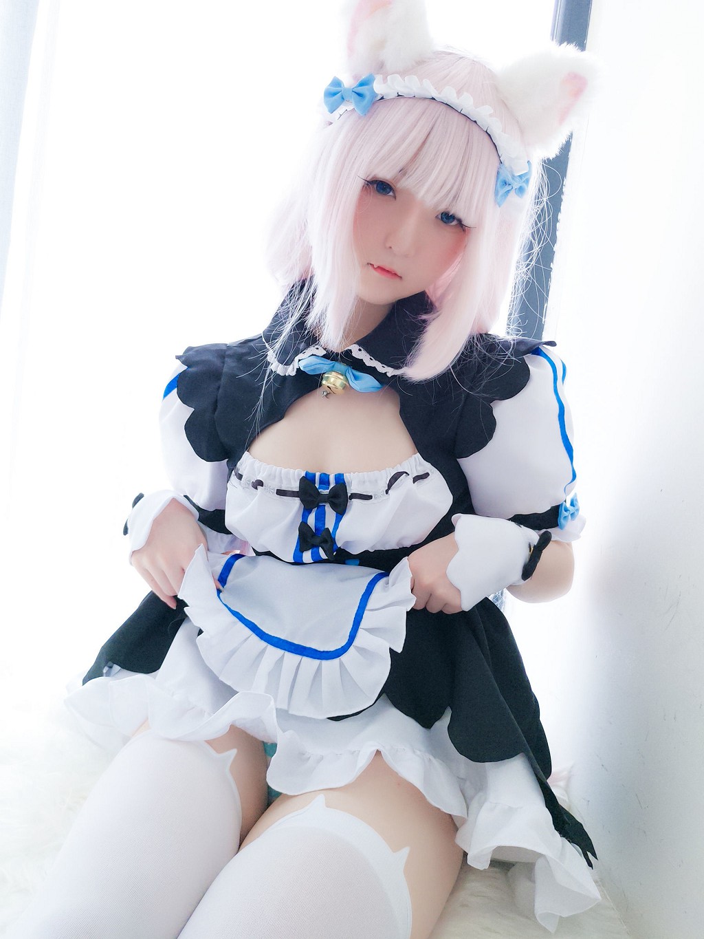 イーショウヨウゼ《猫娘香子蘭》 [コスプレ美女] 写真集[35P