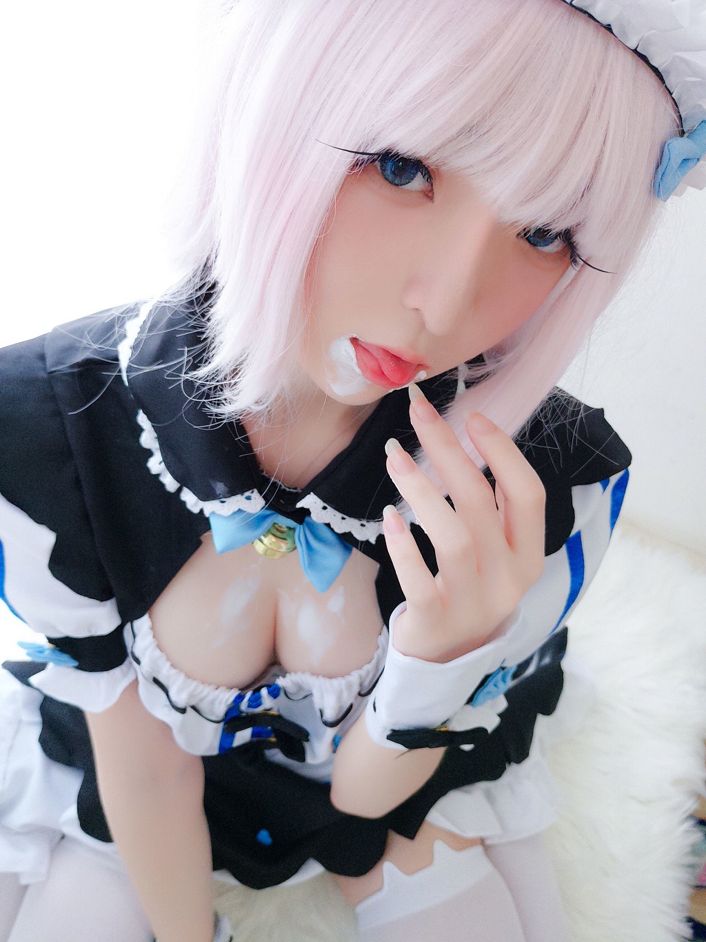 イーショウヨウゼ《猫娘香子蘭》 [コスプレ美女] 写真集[35P