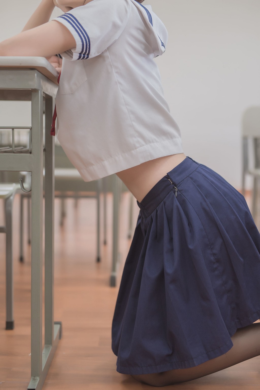 白金Saki《きのこ頭黒絲JK》 [Cosplay福利] 写真集[26P