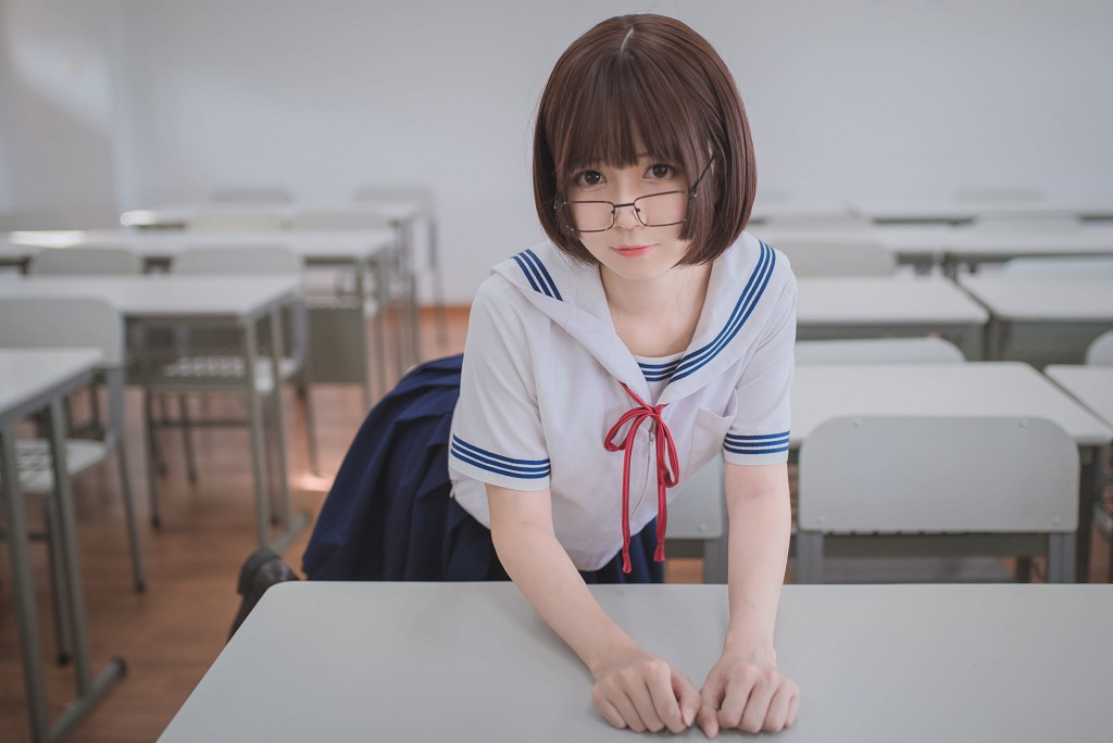 白金Saki《きのこ頭黒絲JK》 [Cosplay福利] 写真集[26P