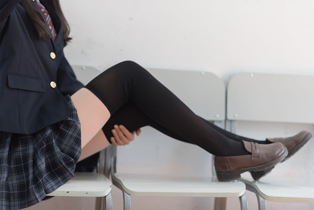 萌เมยอู๋หมี่เม่ี่ยนเม่ี่ยนโอโว 《สไตล์ตะวันตก เจเค》 [โคเซอร์ สาวสวย] หนังสือภาพ [47 หน้า