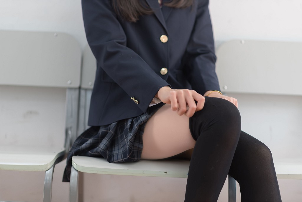 萌เมยอู๋หมี่เม่ี่ยนเม่ี่ยนโอโว 《สไตล์ตะวันตก เจเค》 [โคเซอร์ สาวสวย] หนังสือภาพ [47 หน้า