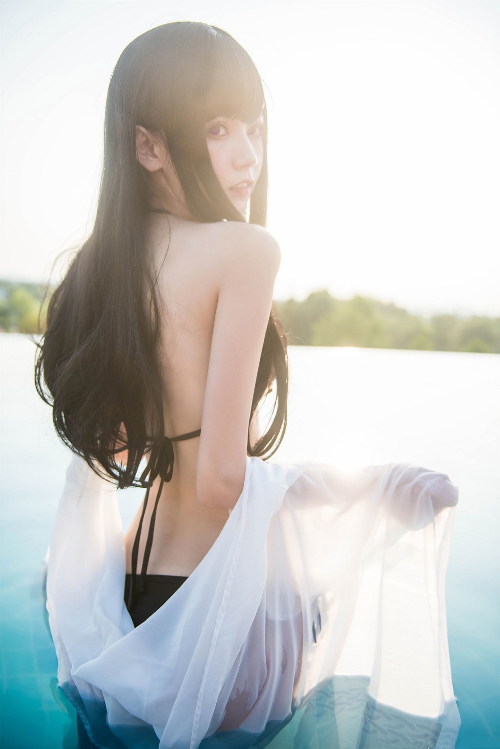 COSER你的负卿《恶魔姐姐》 [Cosplay福利] 写真集[25P]