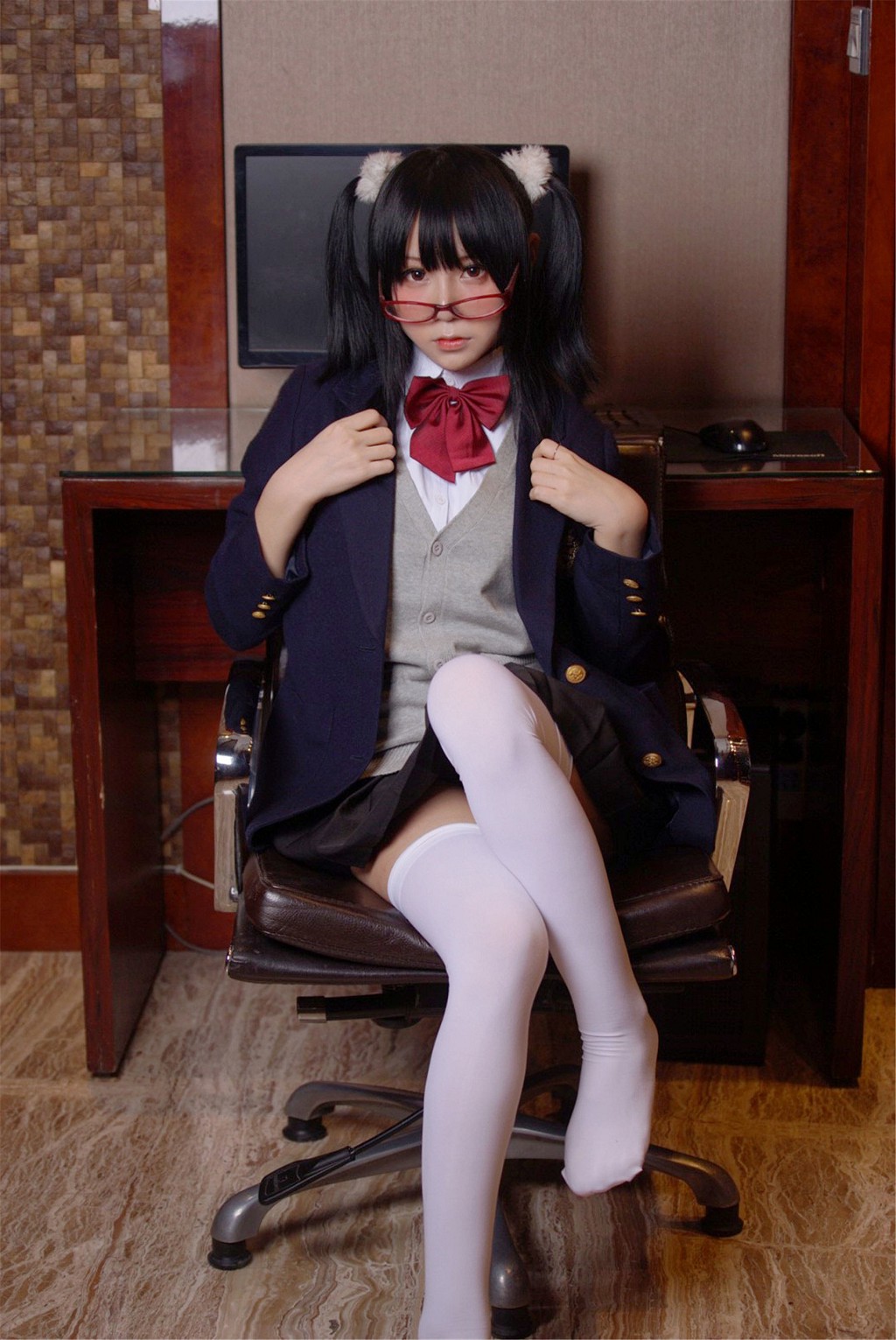 COSER白銀81 & ヤオヤオレ『姉妹の絲誘』 [Cosplay福利] 写真集[107P
