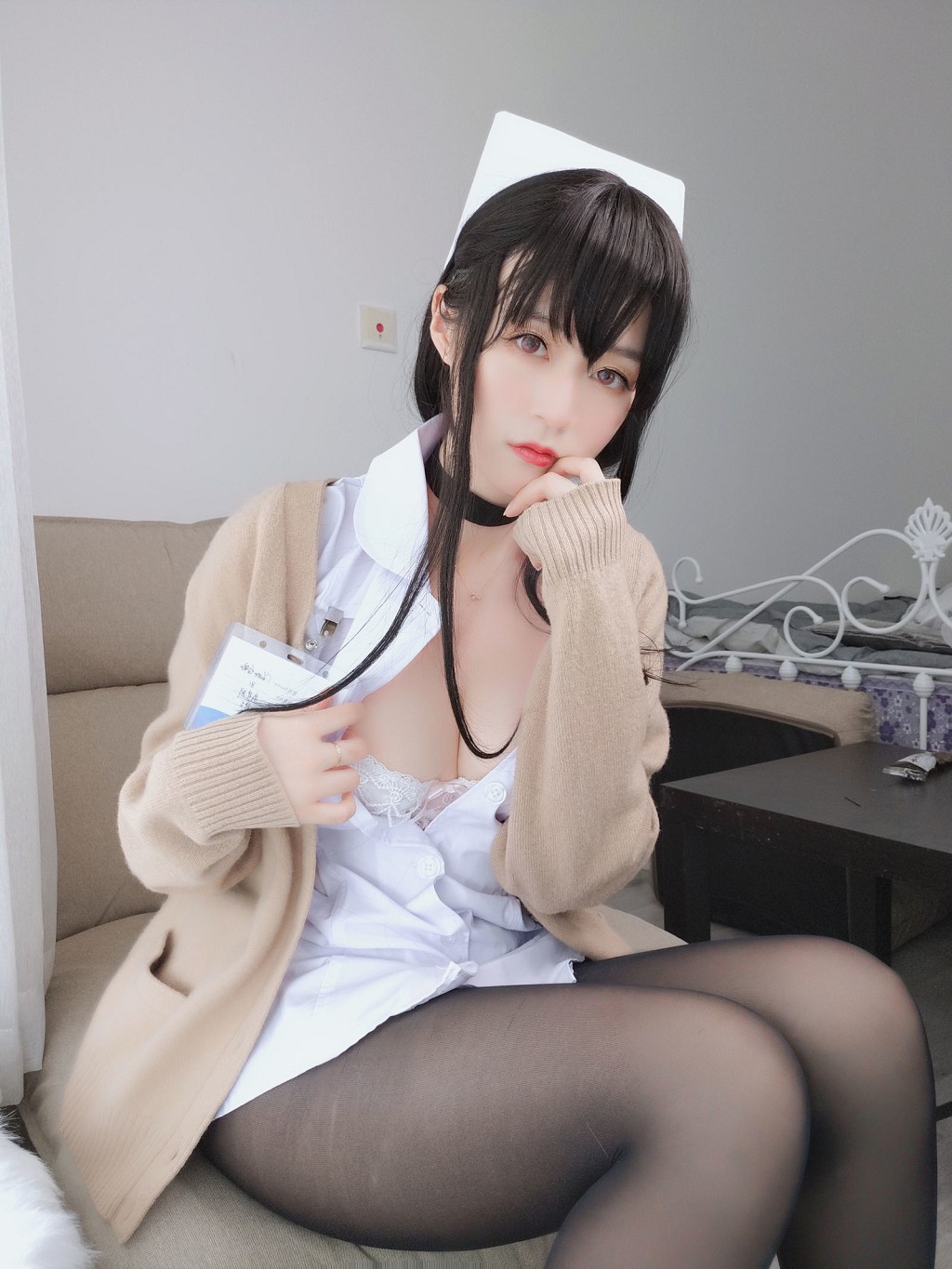 ไป่หยิ่น81《พยาบาลผมยาว》 [Cosplay สาวสวย] หนังสือภาพ[66P