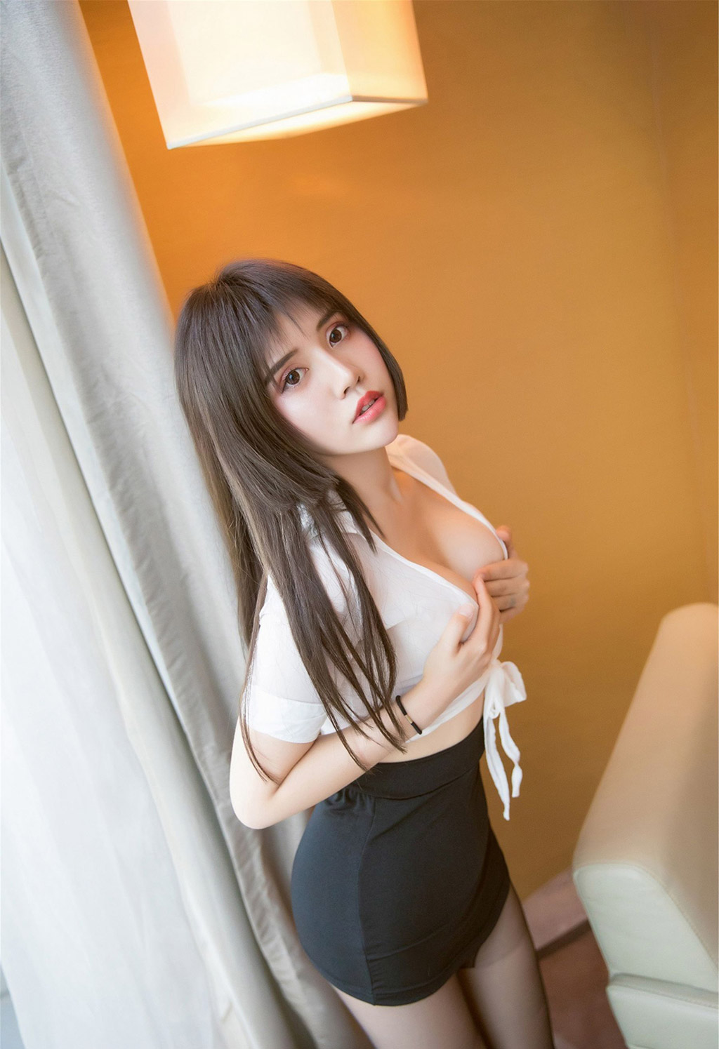 Cris卓娅祺无法抵御的秘书OL诱惑
