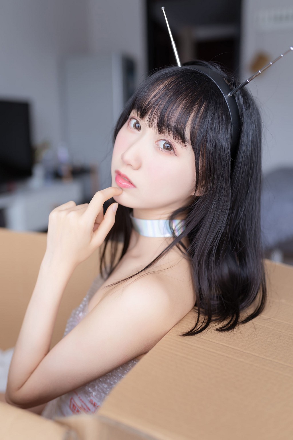 ムーミェンミェンOwO《知能型彼女》 [コスプレ福利] 写真集[130P