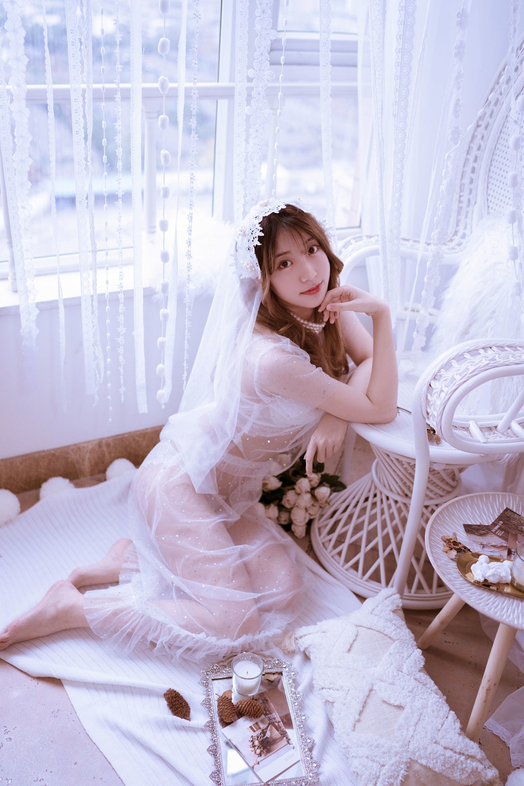 COSER黑川《年上彼女 婚纱+毛衣》 [Cosplay少女] 写真集[39P]