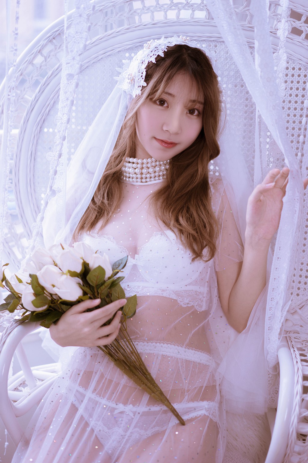 COSER黑川《年上彼女 婚纱+毛衣》 [Cosplay少女] 写真集[39P]