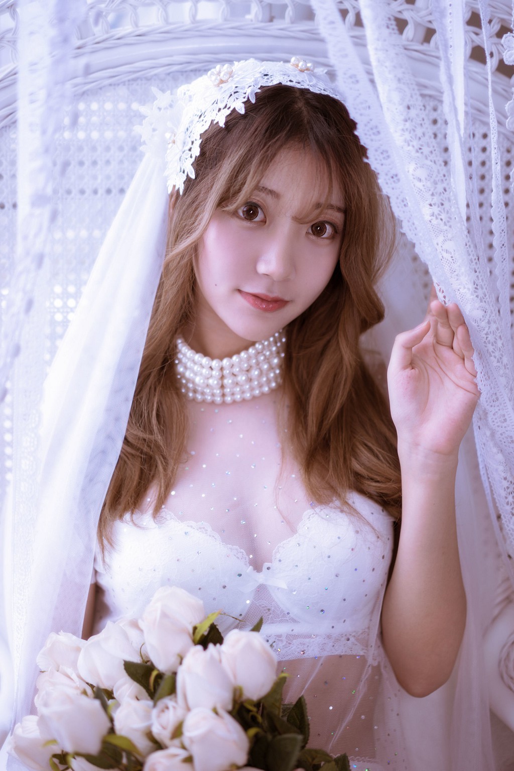 COSER黑川《年上彼女 婚纱+毛衣》 [Cosplay少女] 写真集[39P]