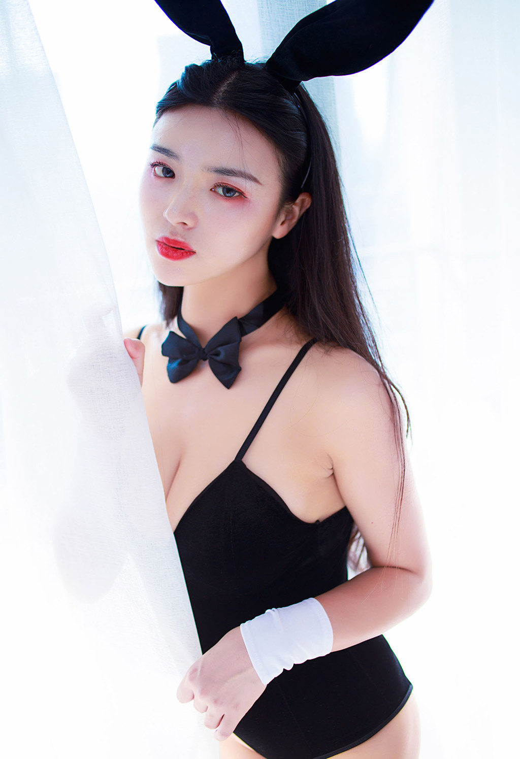 김정희의 섹시한 토끼 여자 내의 복장