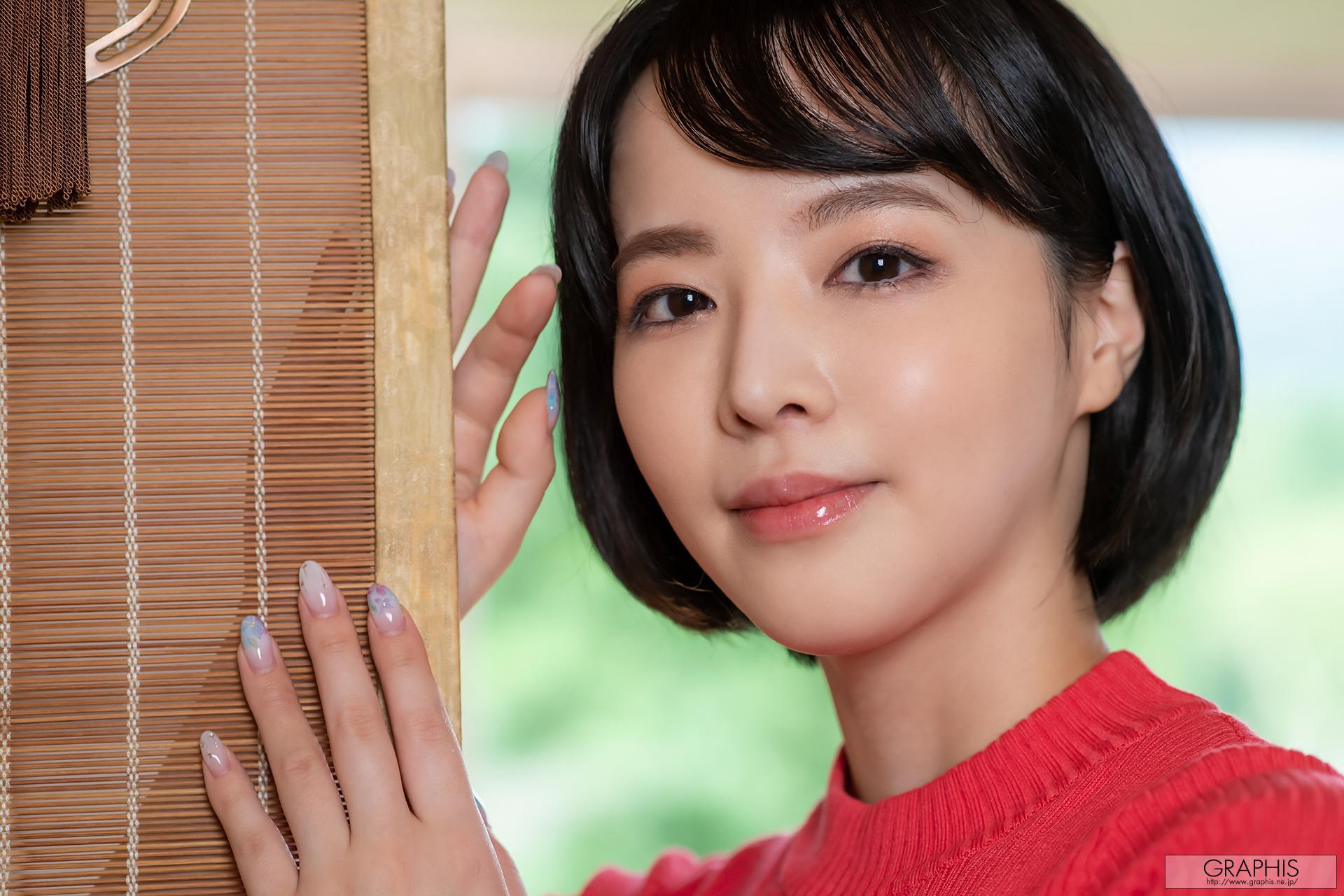 [Graphis] First Gravure – Tsubaki Sannomiya 三宮つばき[160P]