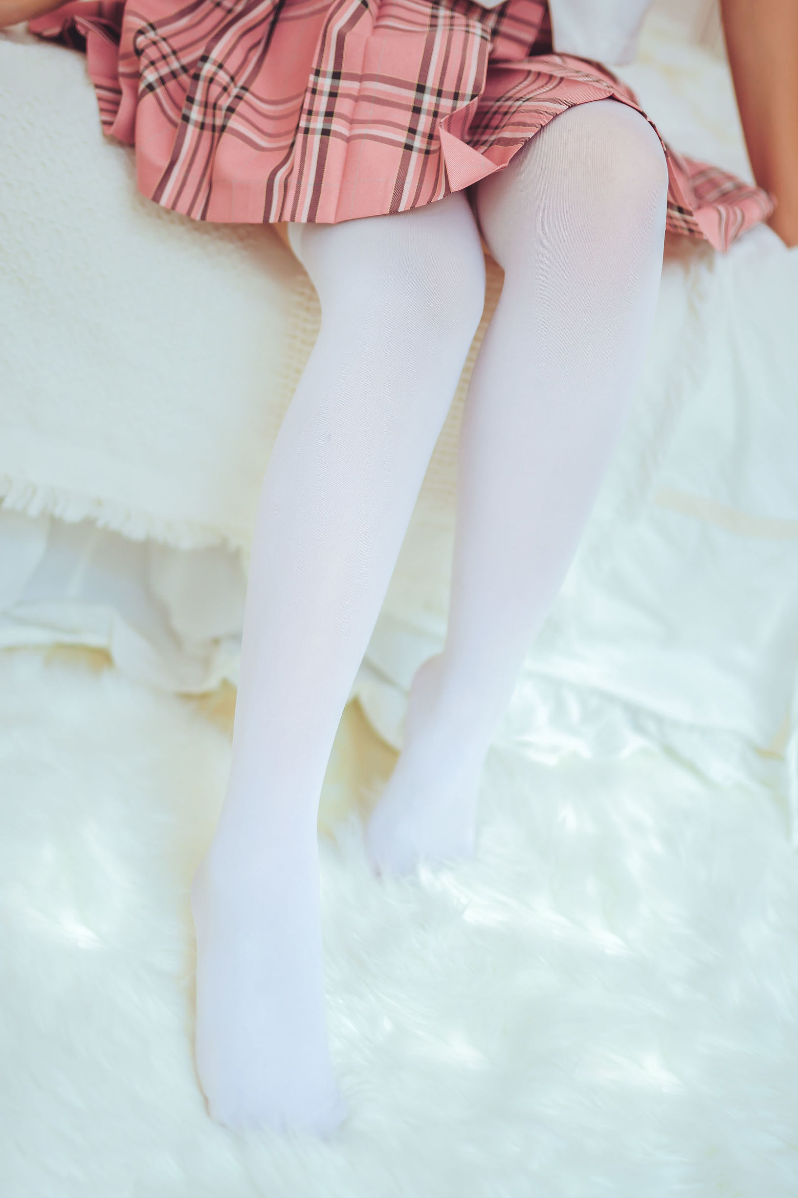 Meow Sugar Film] VOL.001 Over-the-Knee White Silk
