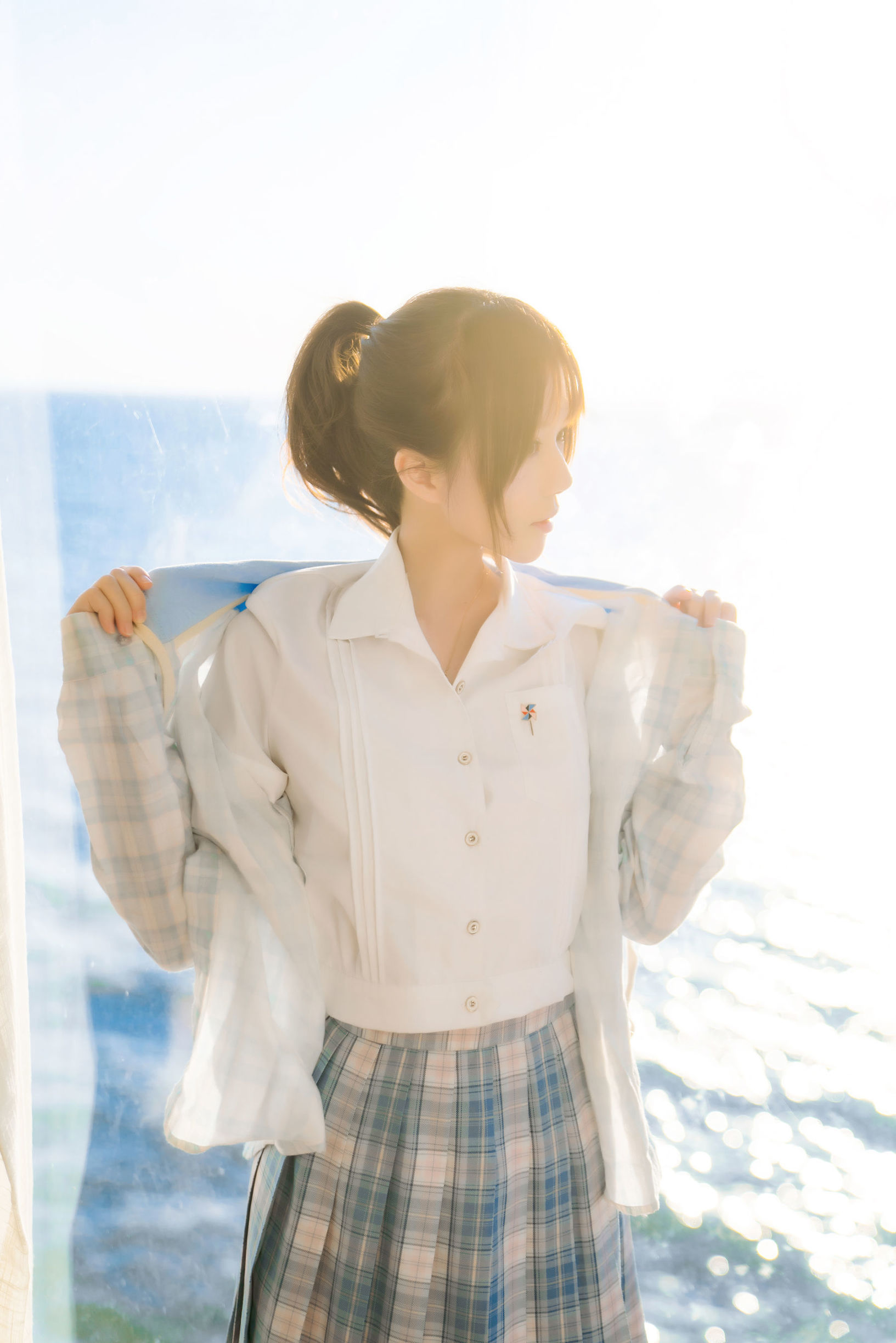 Meow Sugar Films] Vol. 241: The Sea by the Window