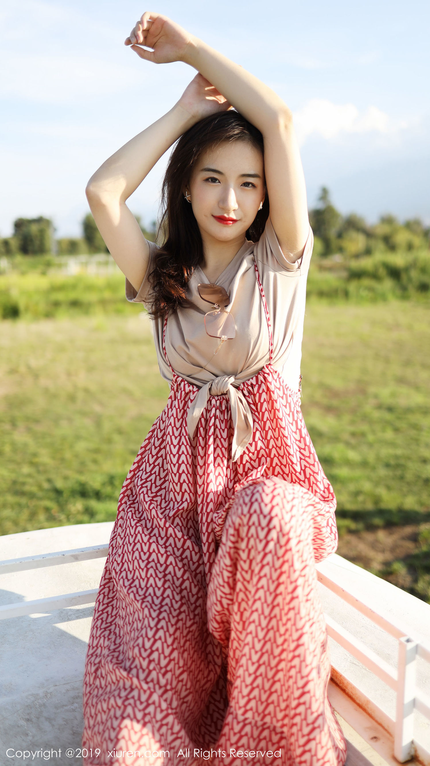 Xiuren] Số 1718 Yi Er Latte