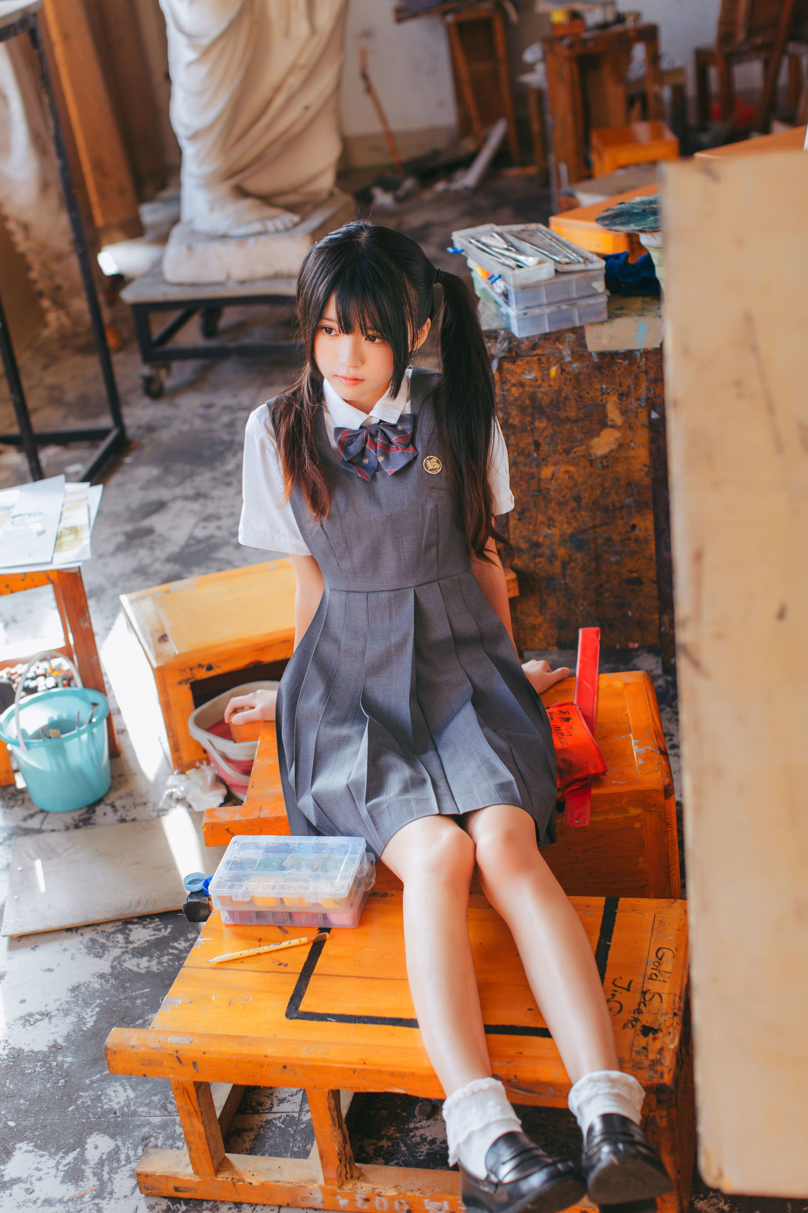 โลลิคอส] ซากุระเทาเมียว《สาวน้อยในห้องศิลปะ》