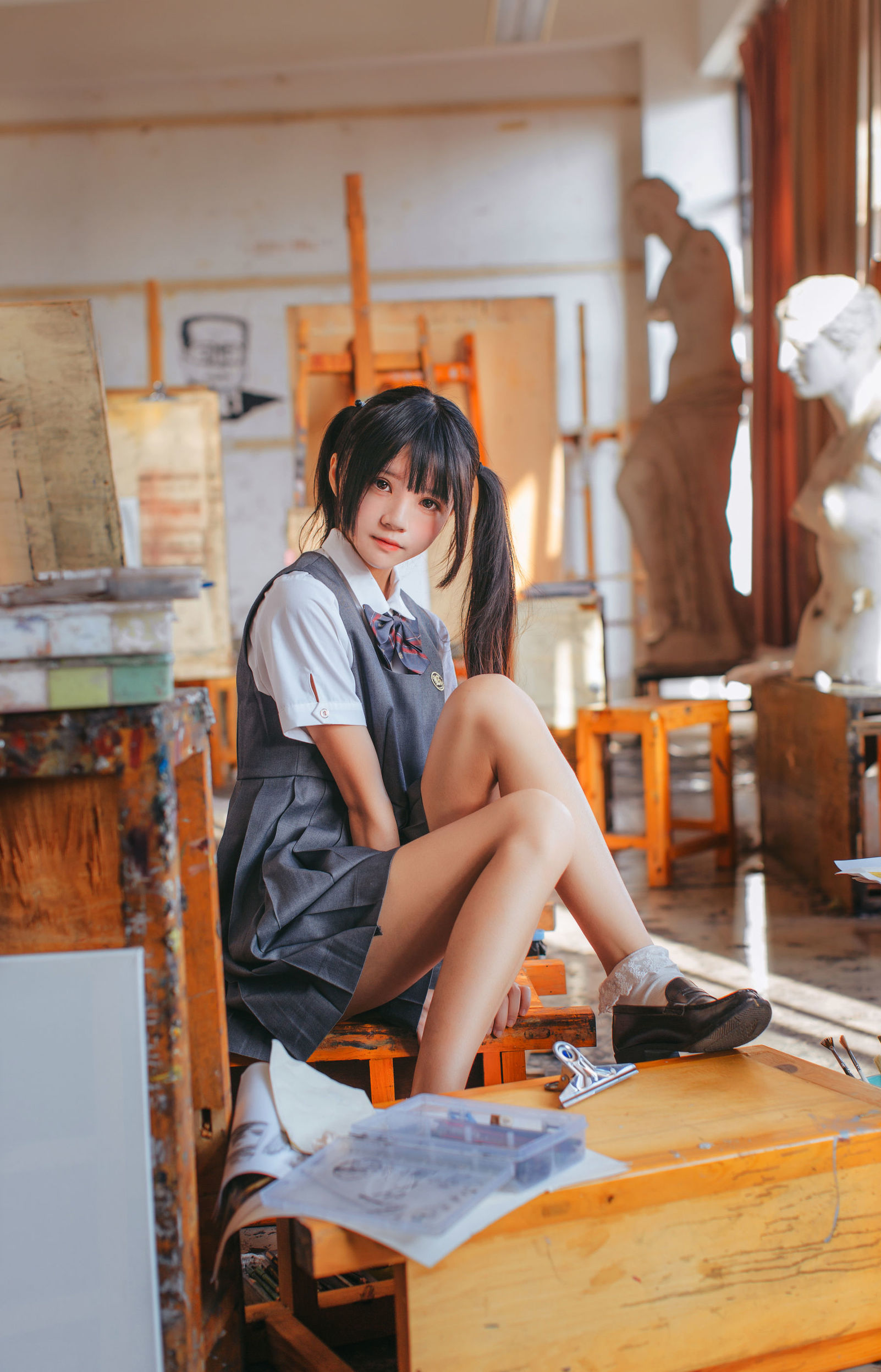โลลิคอส] ซากุระเทาเมียว《สาวน้อยในห้องศิลปะ》