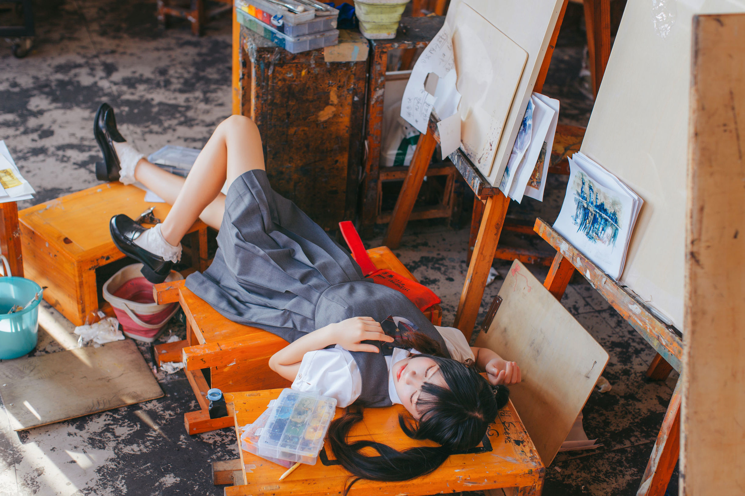 โลลิคอส] ซากุระเทาเมียว《สาวน้อยในห้องศิลปะ》
