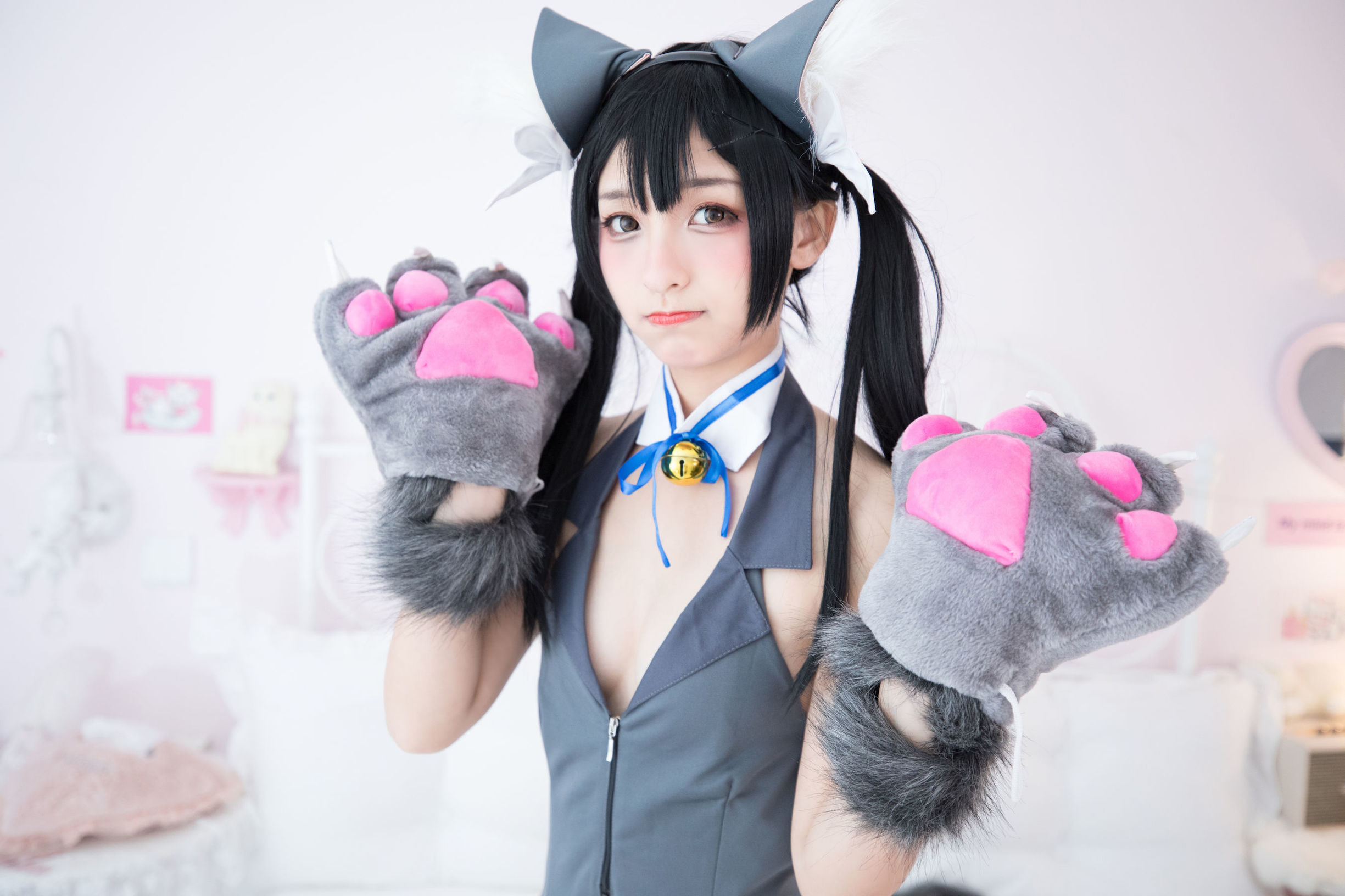 [萝莉COS] 神楽坂真冬 魔法を使えないの日常