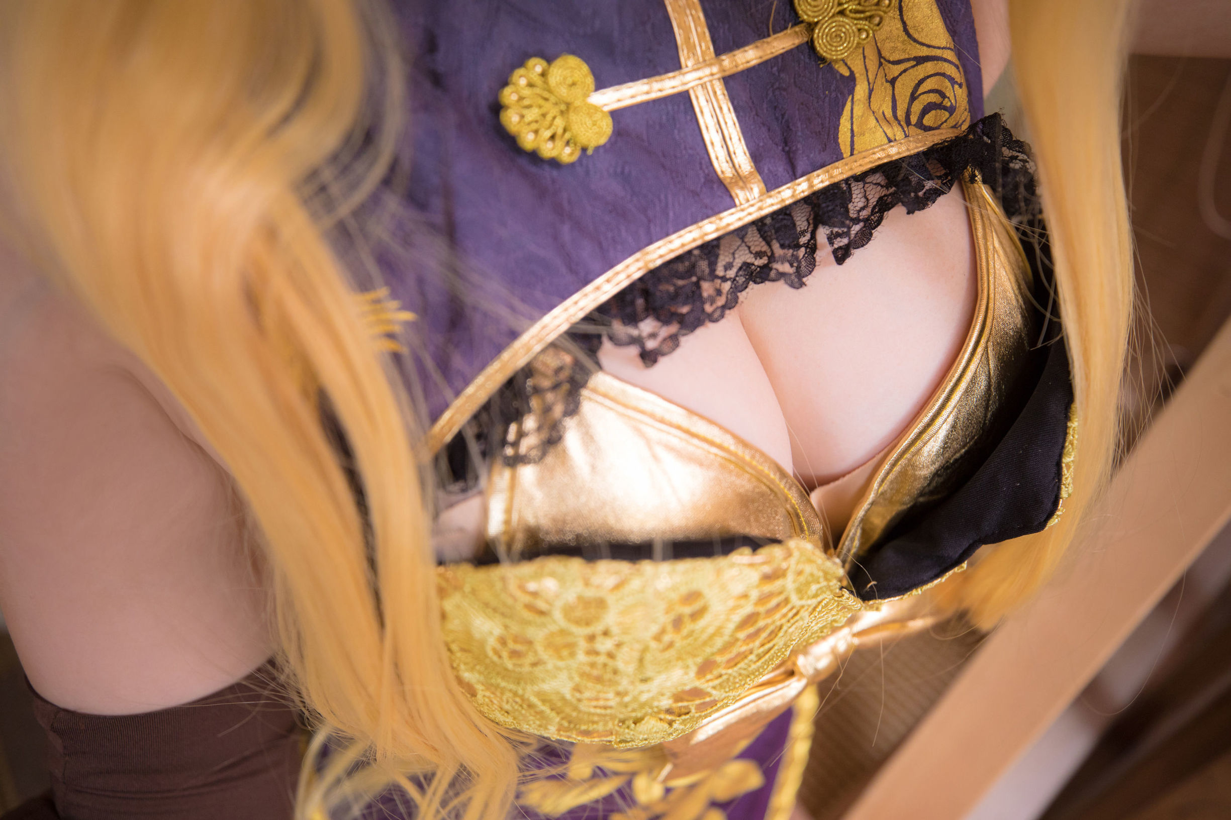 [萝莉COS] 神楽板真冬 艳娘幻梦谭 金莲