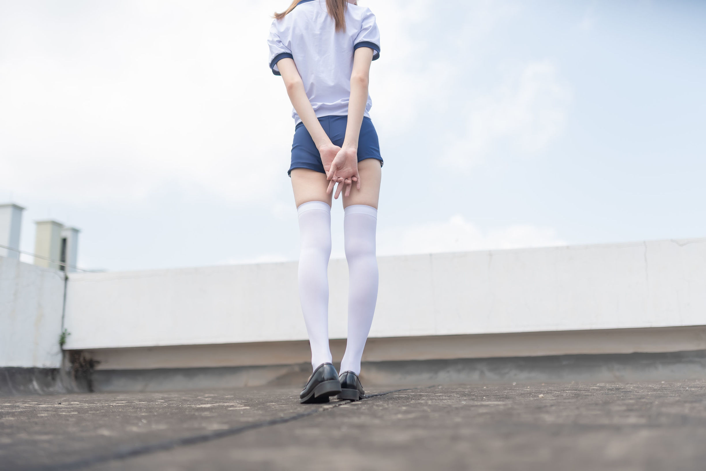 Realm of the Wind] No. 045 Fresh Gymnastics Uniform White Silk Girl Photo Collection
