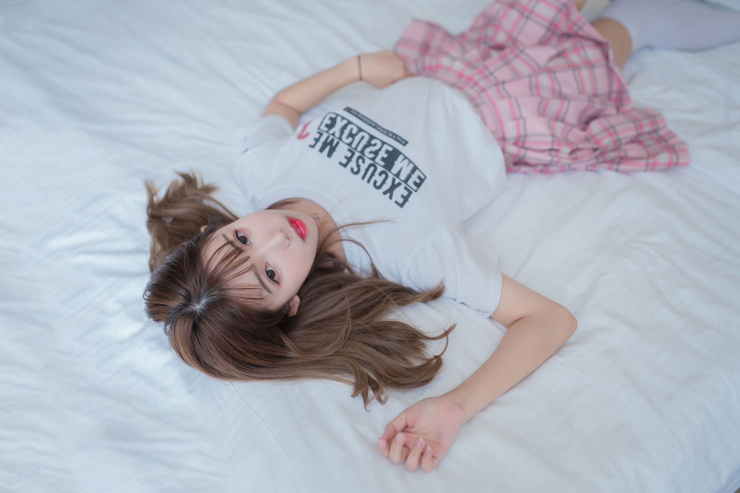 [风之领域] NO.066 超美气质格子裙少女