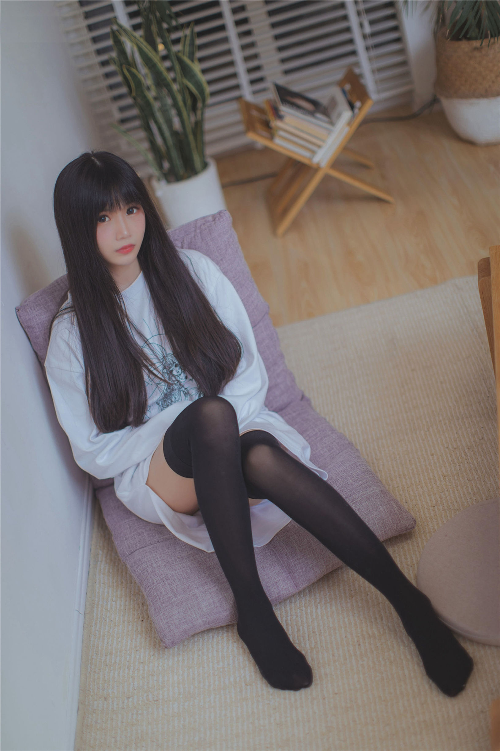 เฟิงจือหลิงอวิ่น] NO.079 สาวผมยาวสวมถุงน่องดำรุ่นน้อง