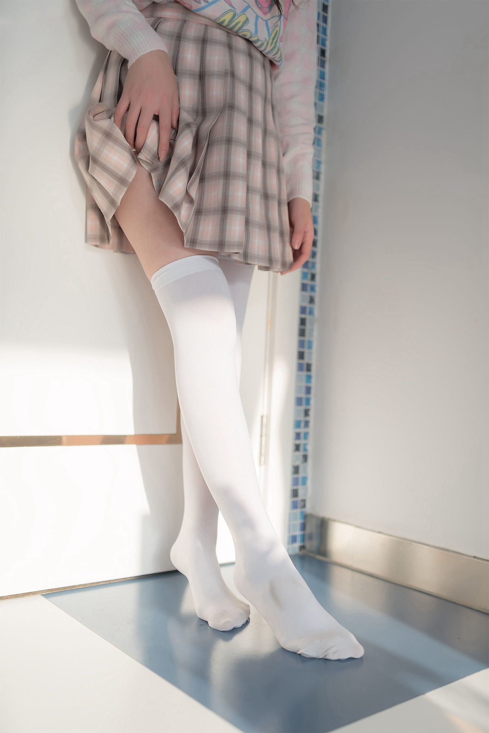 Domain of the Wind] No. 087 Bathroom Japanese-style Over-the-knee White Silk