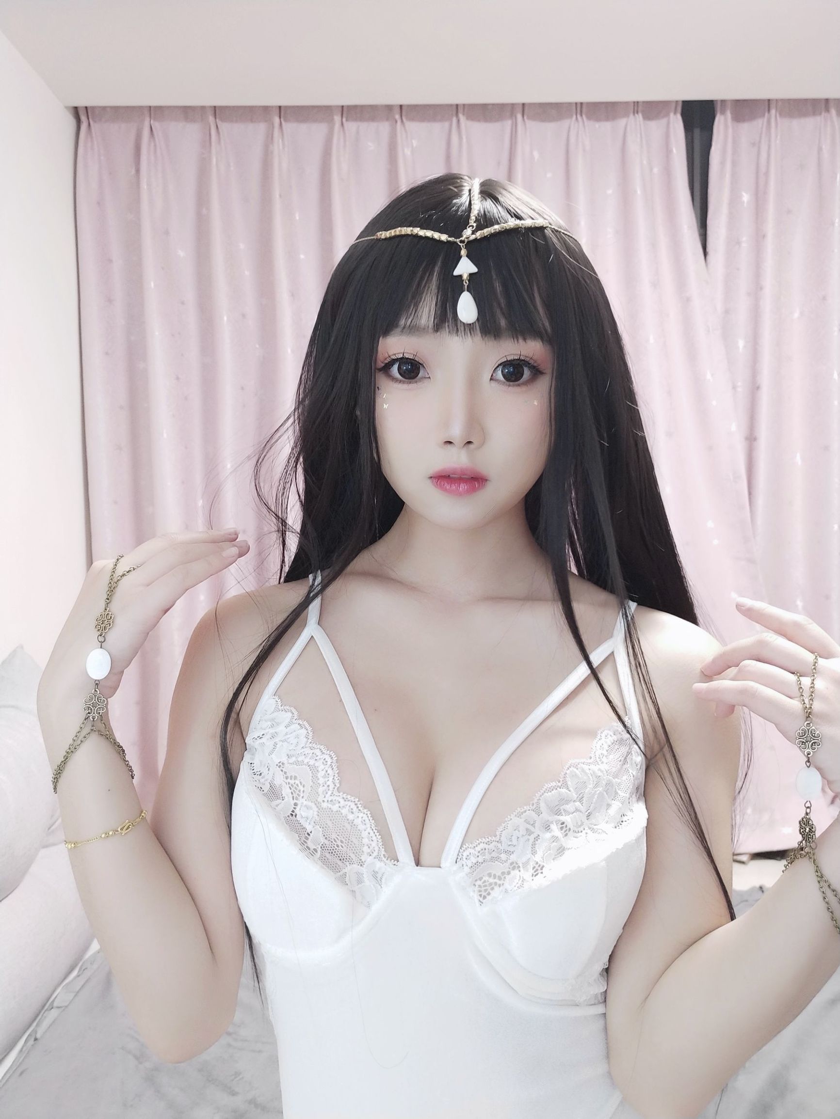 [COS福利] 白嫩美少女鬼畜瑶 - 白色埃及瑶