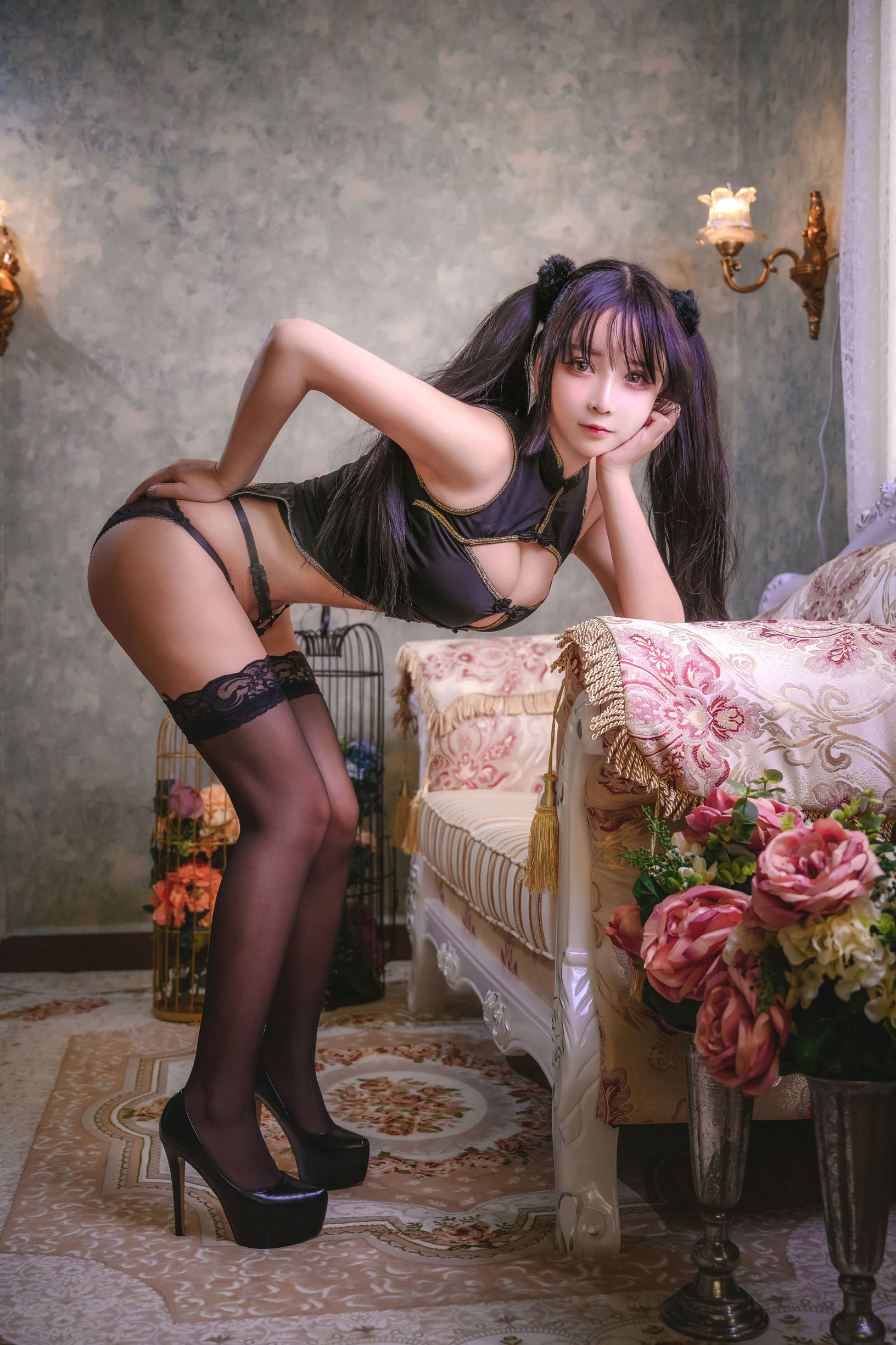 二次元妹子抱走莫子aa 双马尾 性感与清纯