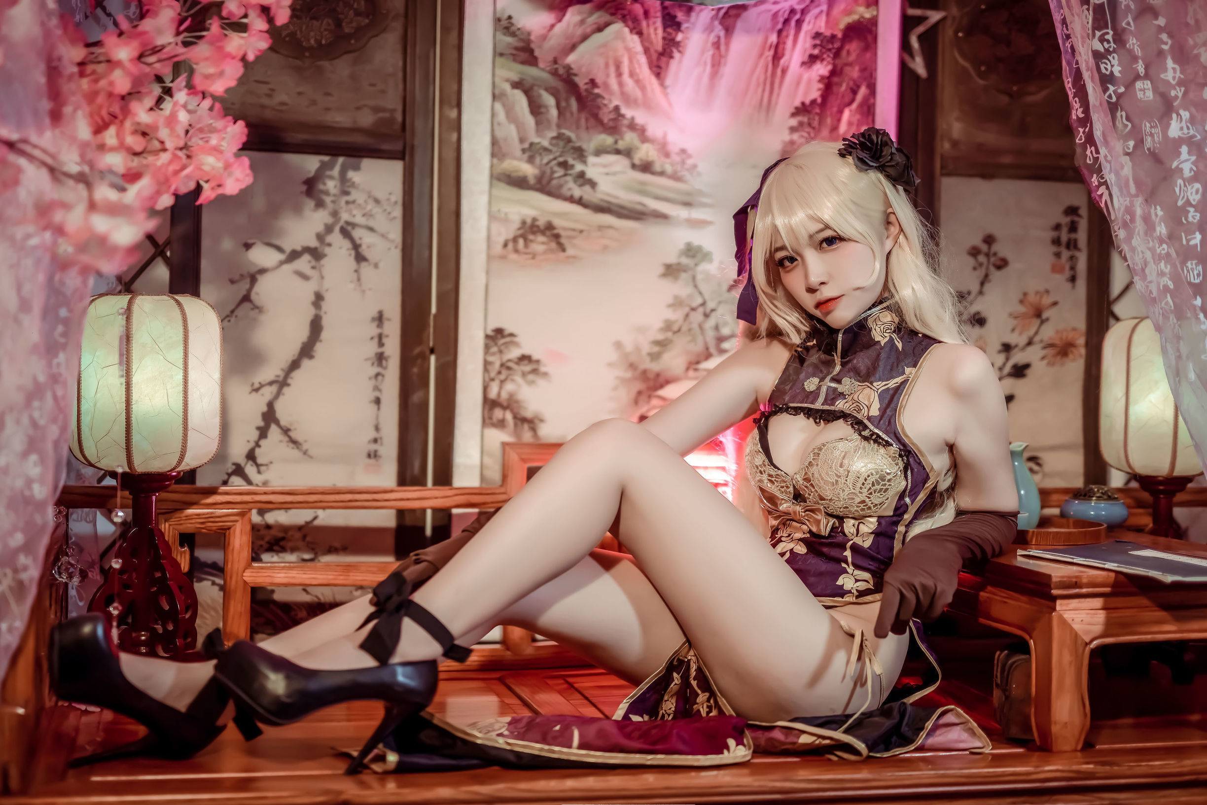 คน气Coser二佐Nisa 金莲 เป็น "ความนิยม Coser เอ้อร์จฺว่อนิซา จินเลี่ยน" แต่เนื่องจากเป็นชื่อเฉพาะบางส่วน จึงแปลเป็น: ความนิยม Coser เอ้อร์จฺว่อนิซา จินเลี่ยน