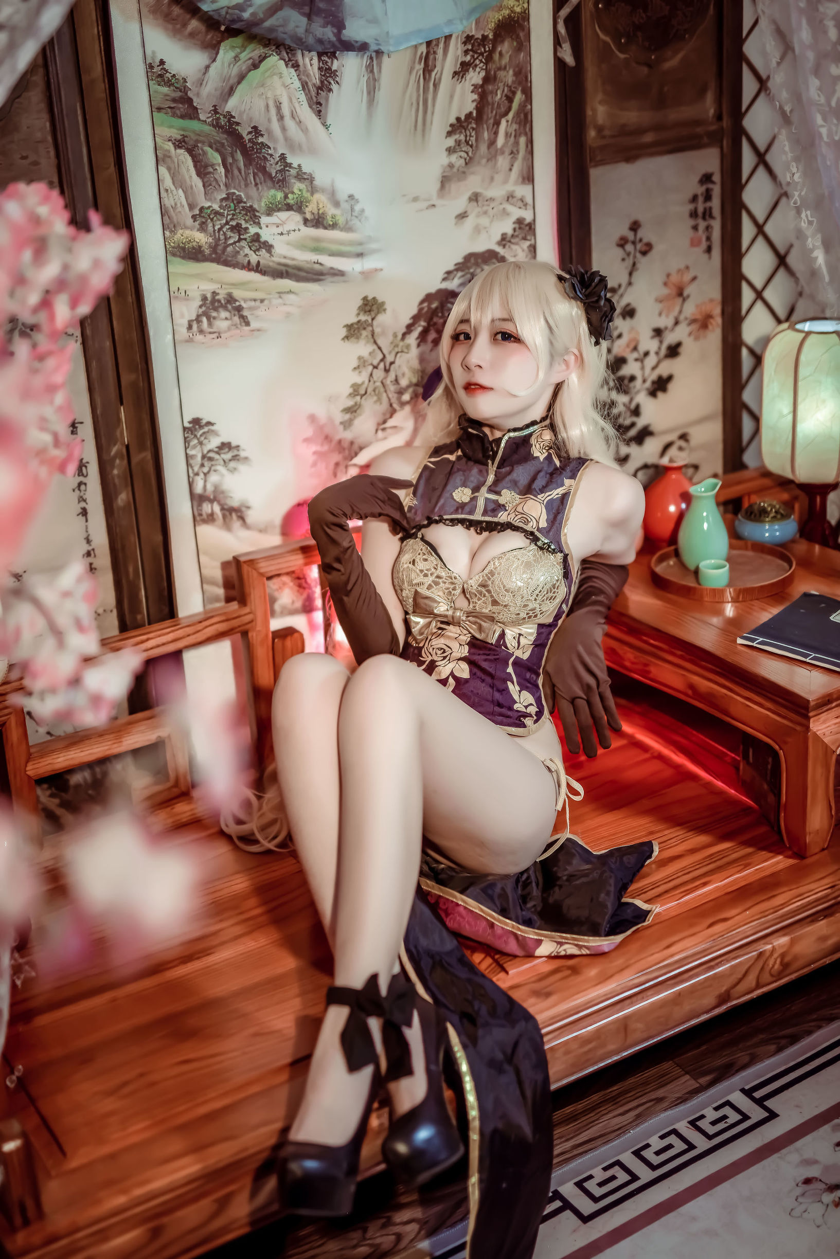คน气Coser二佐Nisa 金莲 เป็น "ความนิยม Coser เอ้อร์จฺว่อนิซา จินเลี่ยน" แต่เนื่องจากเป็นชื่อเฉพาะบางส่วน จึงแปลเป็น: ความนิยม Coser เอ้อร์จฺว่อนิซา จินเลี่ยน