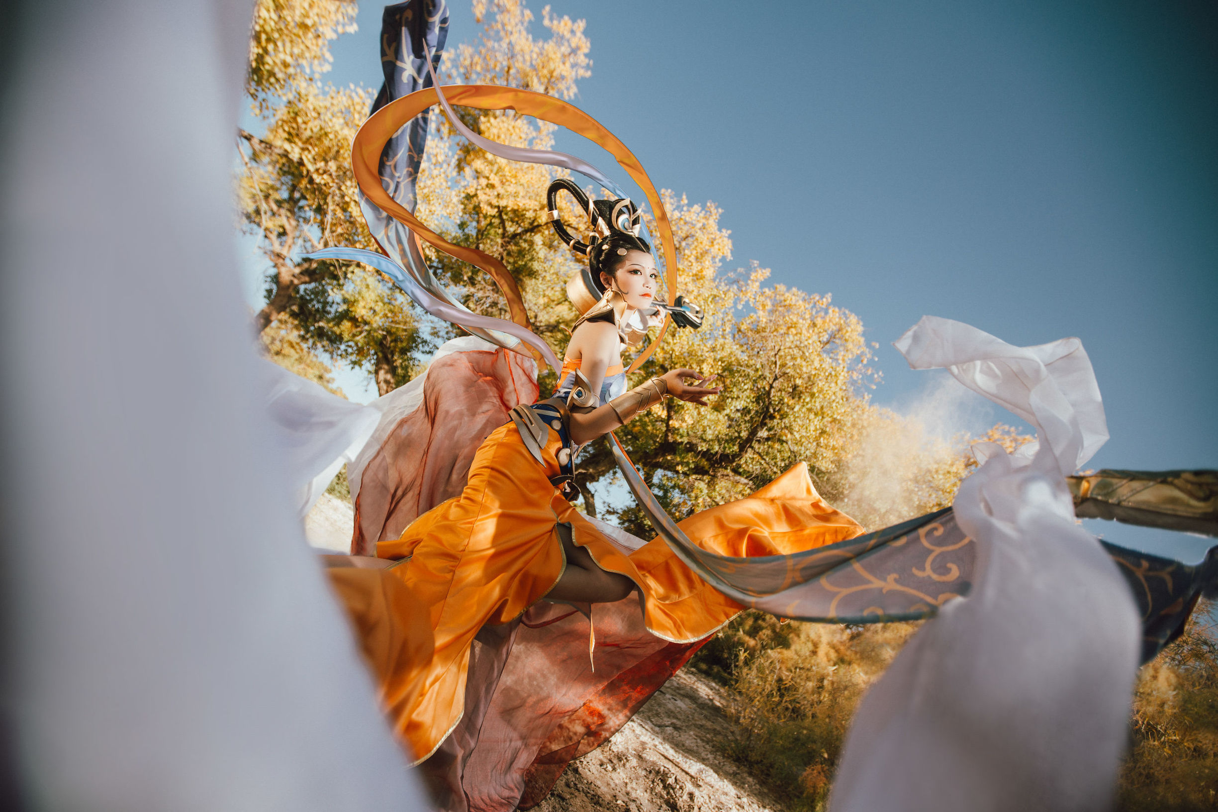 Popular coser Qi Gu'er MIKI from Honor of Kings as Yang Yuhuan