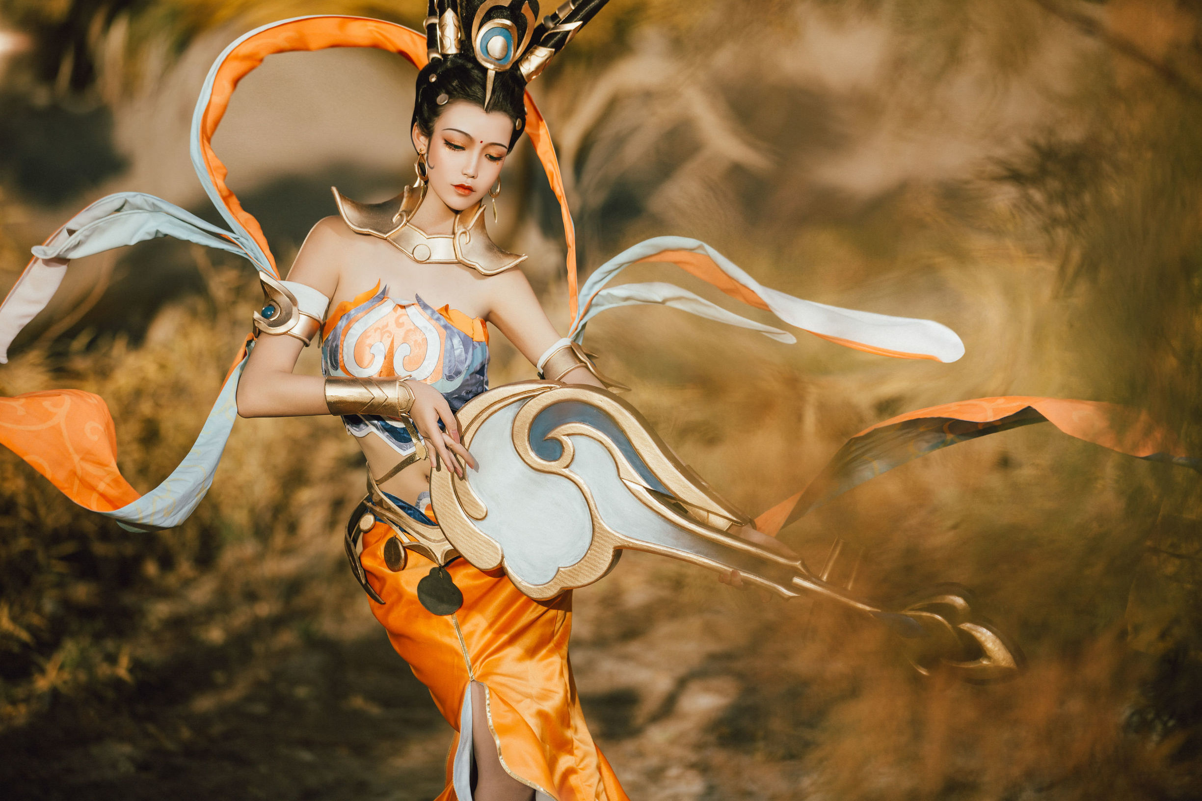 Popular coser Qi Gu'er MIKI from Honor of Kings as Yang Yuhuan