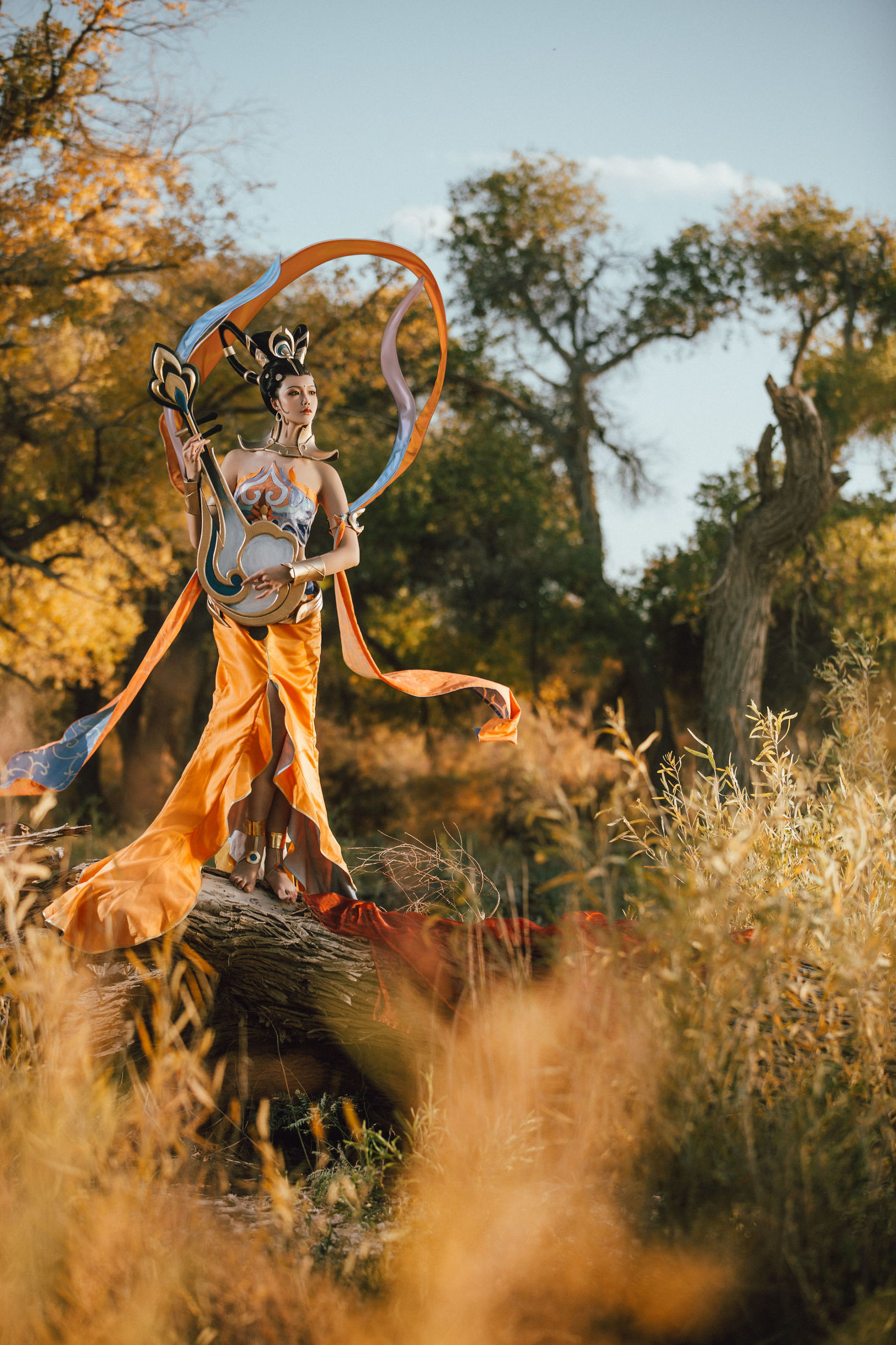 Popular coser Qi Gu'er MIKI from Honor of Kings as Yang Yuhuan
